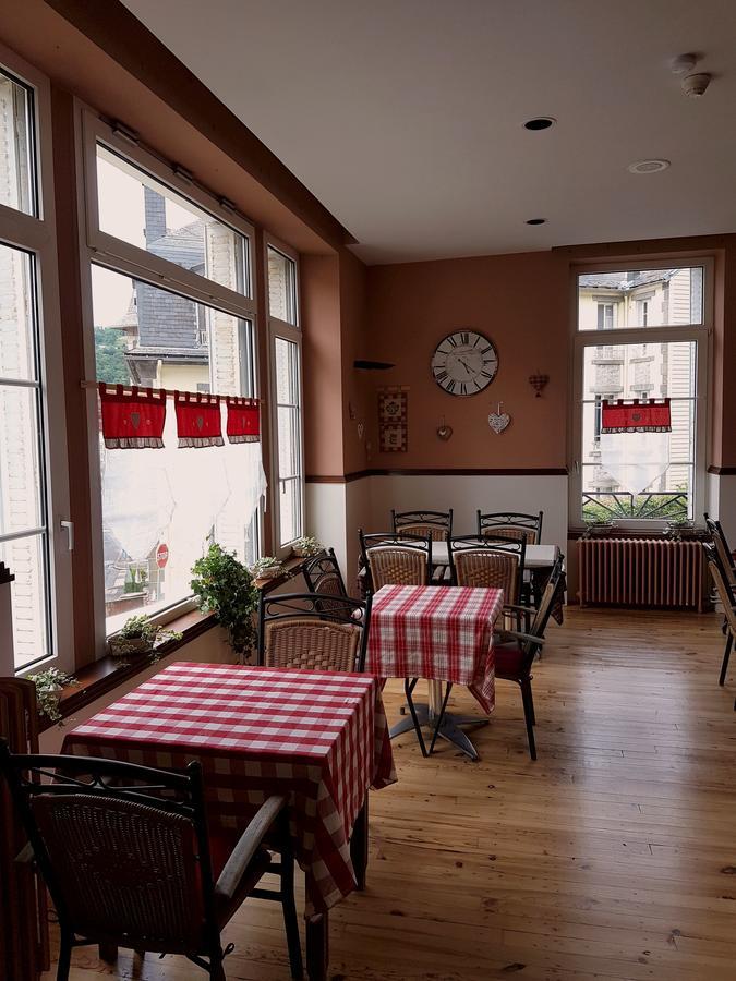 Le Pavillon Bed and Breakfast La Bourboule Εξωτερικό φωτογραφία
